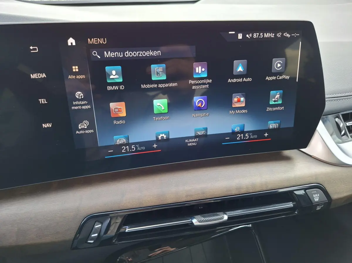 BMW 218i | 360° Camera | Head-Up Display | Leder | NL Auto | Rijklaarprijs BMW 2-serie Active Tourer 218i | 360° Camera | Head-Up Display | Leder | NL Auto | Rijklaarprijs