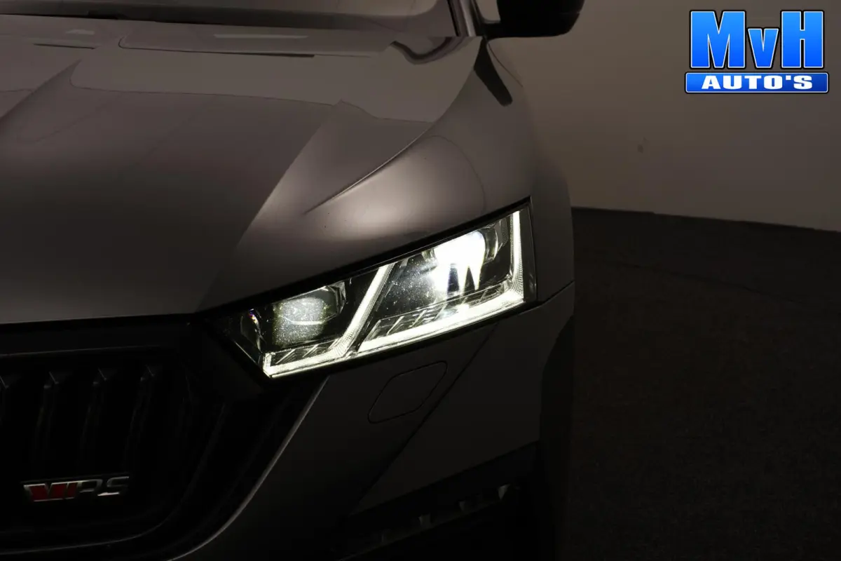 1.4 TSI RS PHEV Business|PANO|SOH.95%