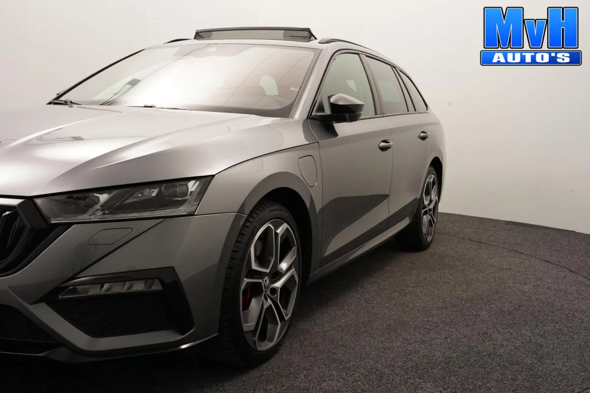 1.4 TSI RS PHEV Business|PANO|SOH.95%