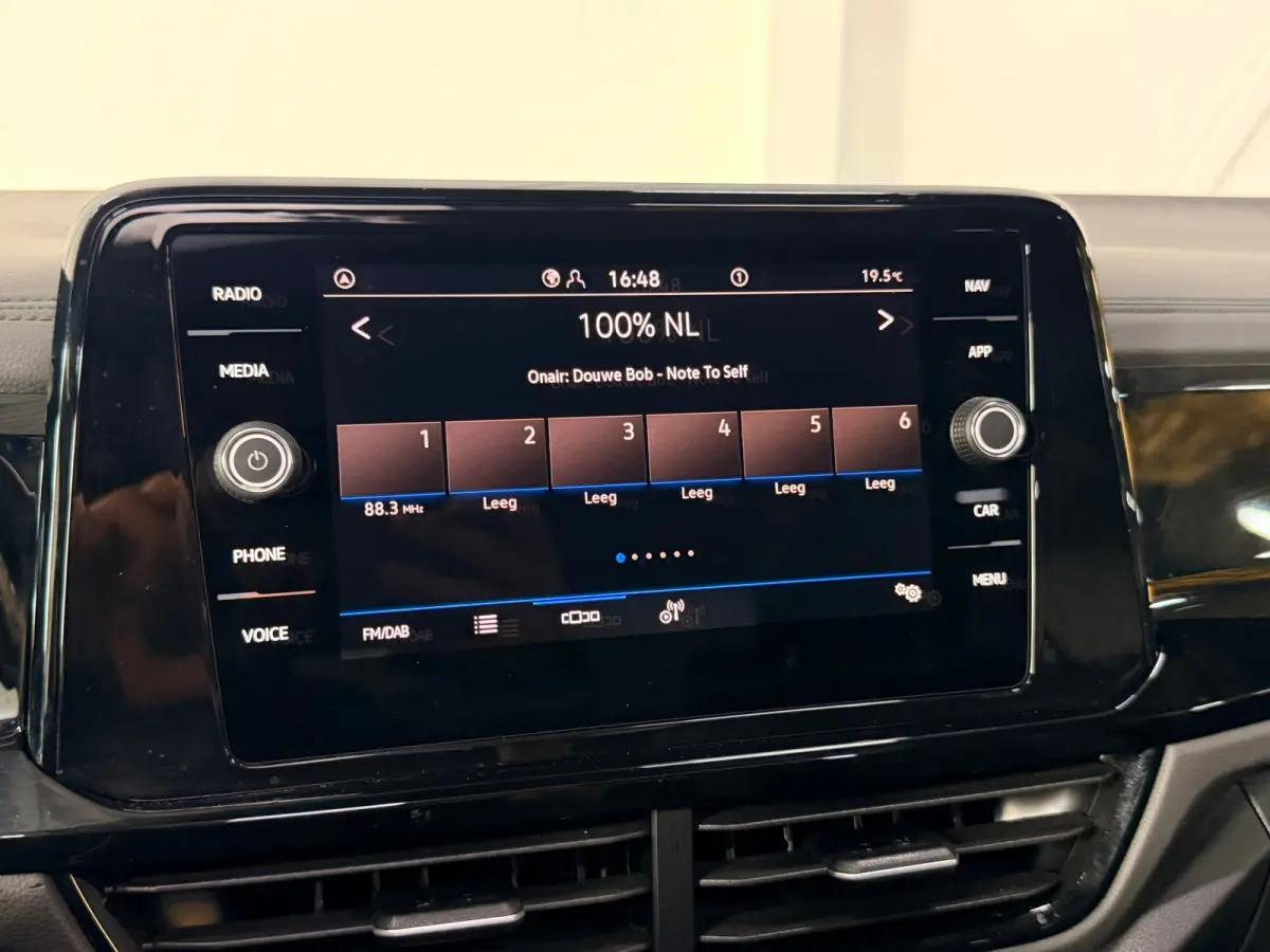1.5 TSI R-Line Cam*Led*Keyless