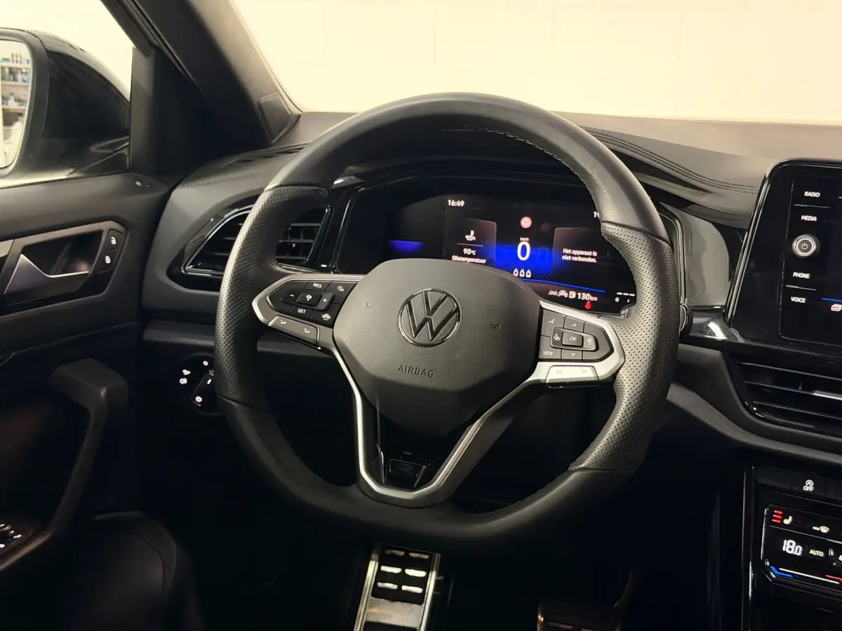 1.5 TSI R-Line Cam*Led*Keyless