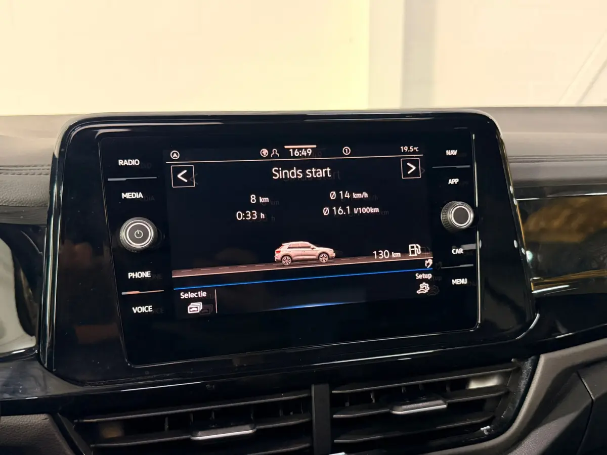 1.5 TSI R-Line Cam*Led*Keyless