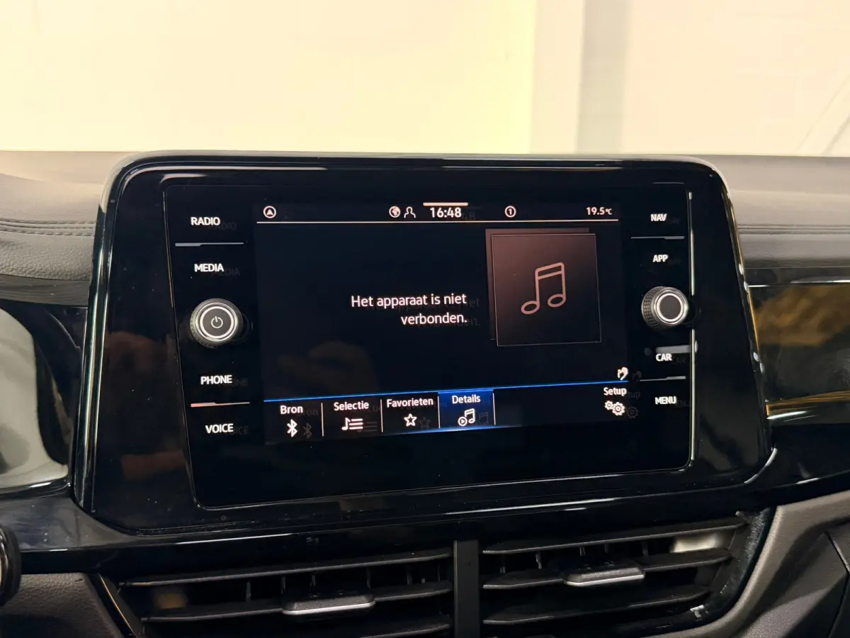 1.5 TSI R-Line Cam*Led*Keyless