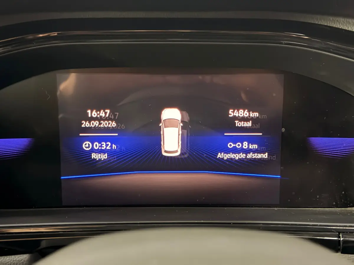 1.5 TSI R-Line Cam*Led*Keyless