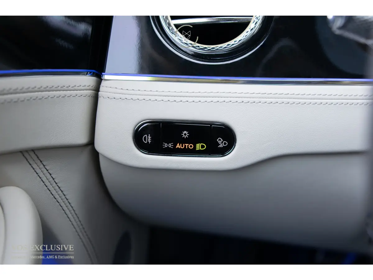 4.0 V8 Mulliner|Naim|Touring Specification|Dynamic Ride|Blackline|Softclose|Massage|Keyless|22''|ACC|360°|HUD