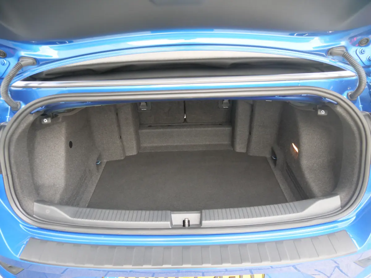 1.5 TSI R-Line 150 Pk Automaat Navi / DAB / Camera / Windscherm / Trekhaak