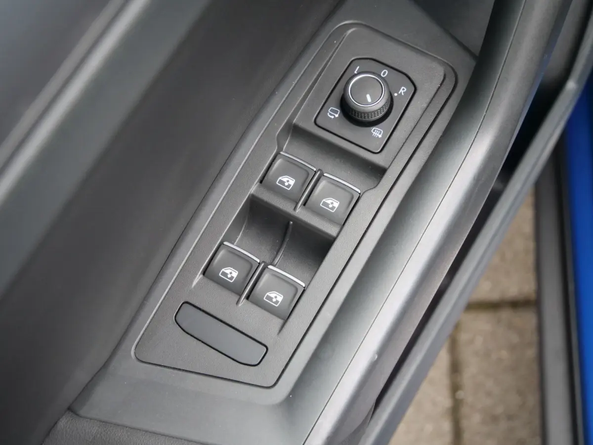 1.5 TSI R-Line 150 Pk Automaat Navi / DAB / Camera / Windscherm / Trekhaak