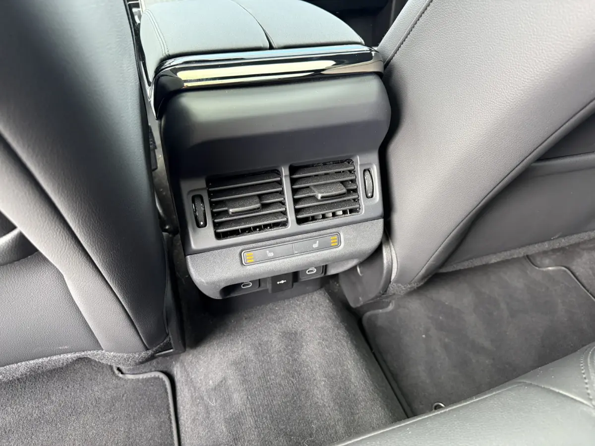 1.5 P270e PHEV AWD SE Dynamic Edition