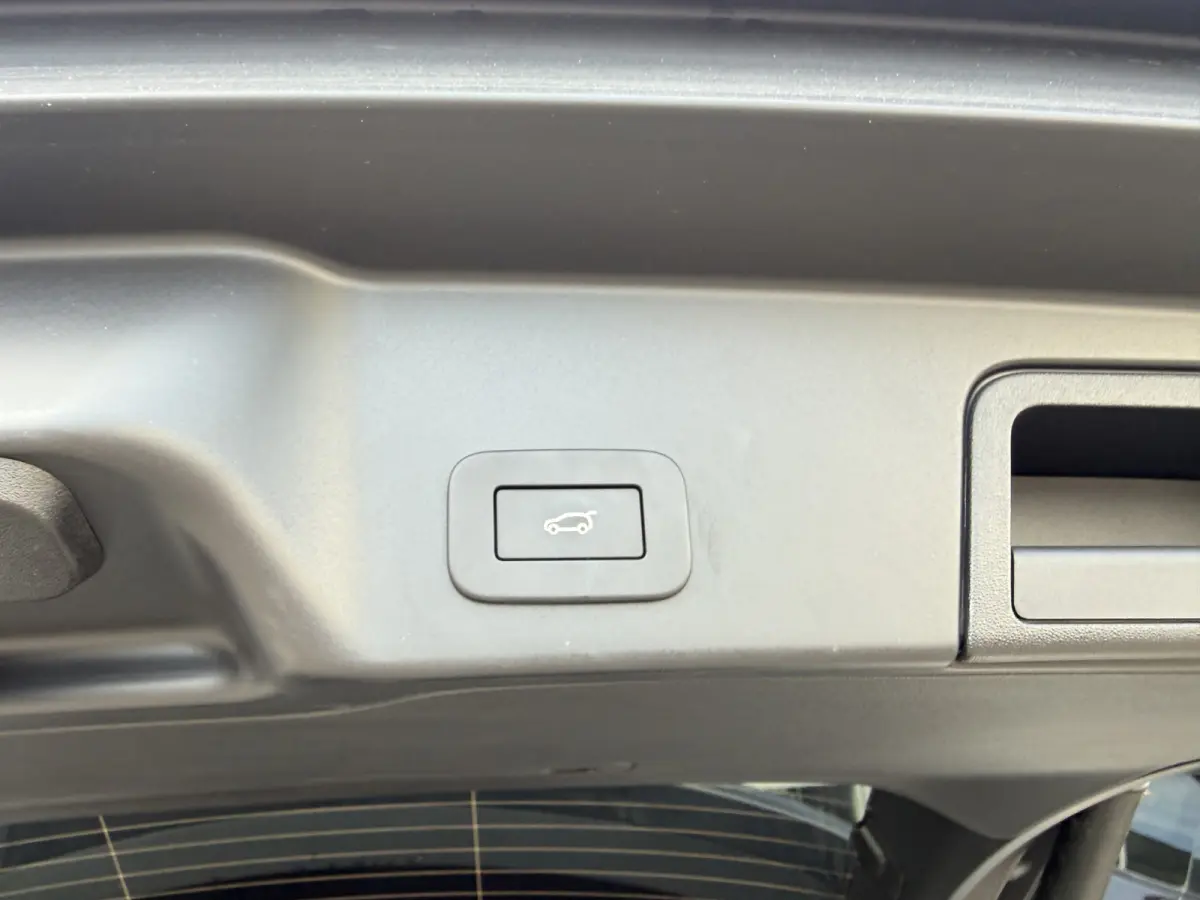 1.5 P270e PHEV AWD SE Dynamic Edition