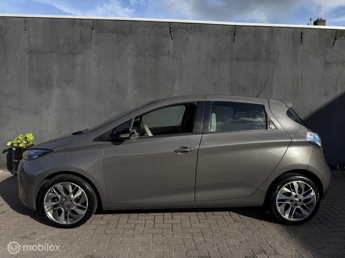 R90 Edition one|Bose 41 kWh -LEDER- *INRUIL MOGELIJK*