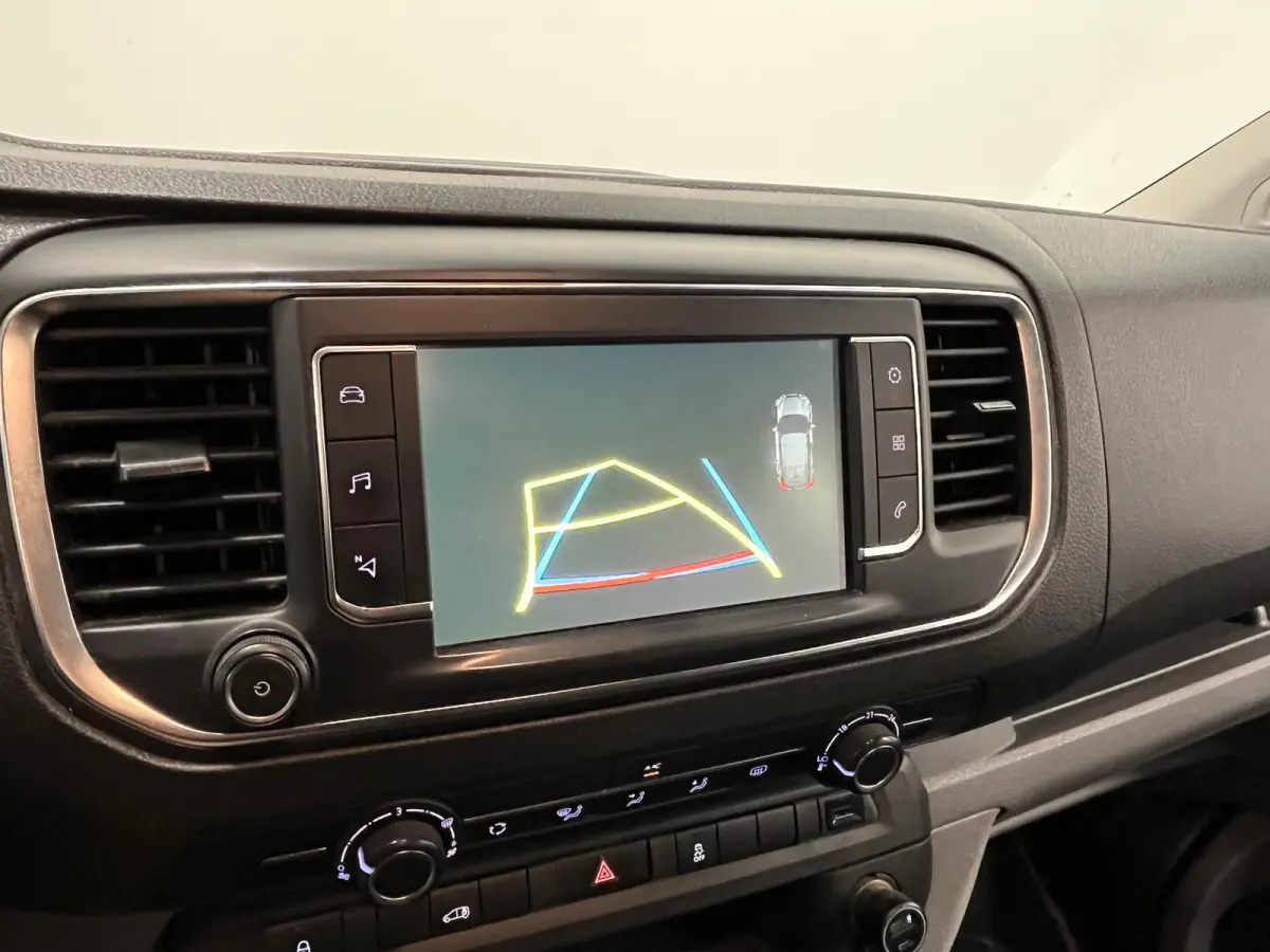 2.0 BlueHDI 120 XL Club Dubbele Cabine Apple CarPlay Navigatie Cruise Control Parkeersensoren Airco