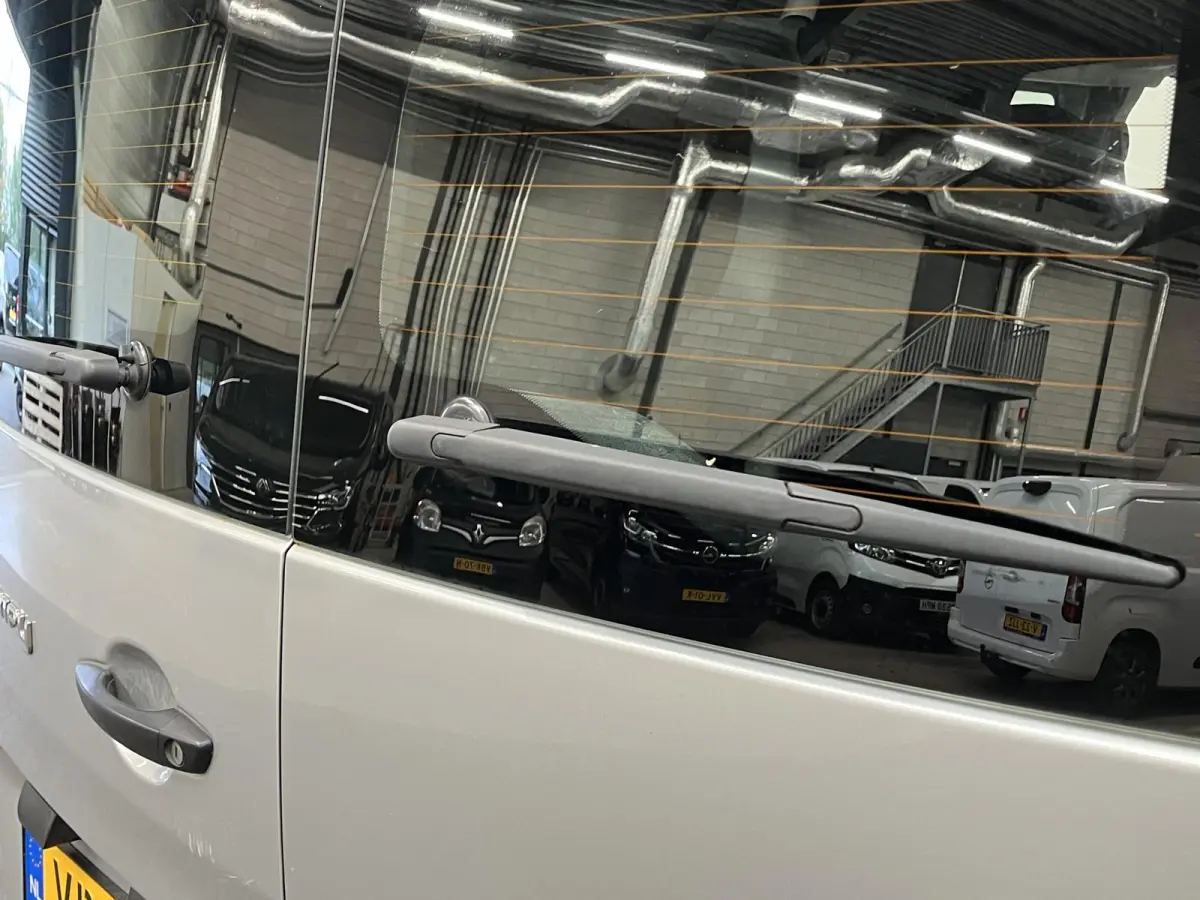 2.0 BlueHDI 120 XL Club Dubbele Cabine Apple CarPlay Navigatie Cruise Control Parkeersensoren Airco