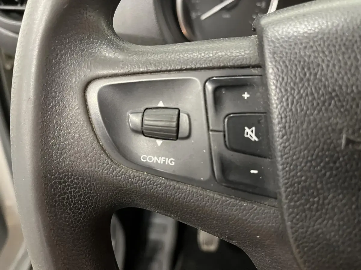 2.0 BlueHDI 120 XL Club Dubbele Cabine Apple CarPlay Navigatie Cruise Control Parkeersensoren Airco