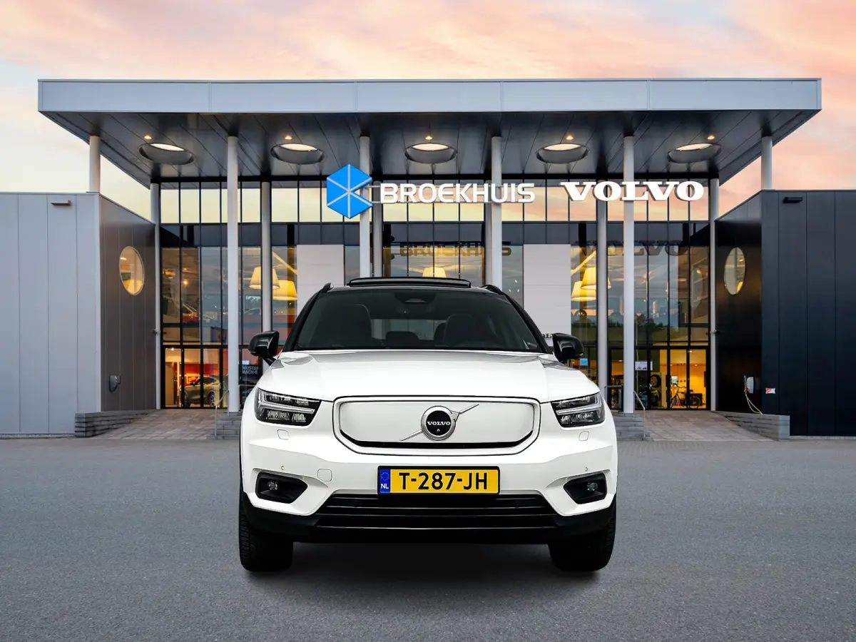 Pro 70kWh | 20" Allseason | Trekhaak | Leder/Nubuck | Panoramadak | 360 Camera | Elektr. verst. Stoelen | Harman Kardon | Full LED | Warmtepomp
