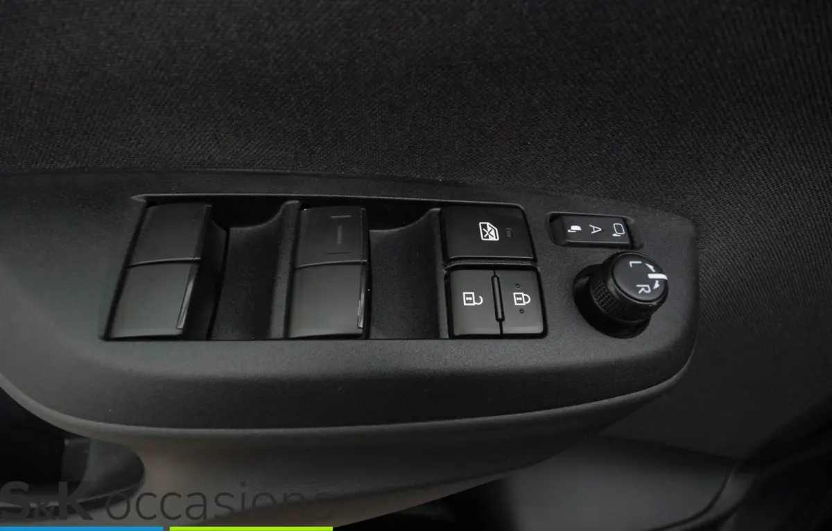 1.5 Hybrid 10j Garantie NAVI BSM PDC