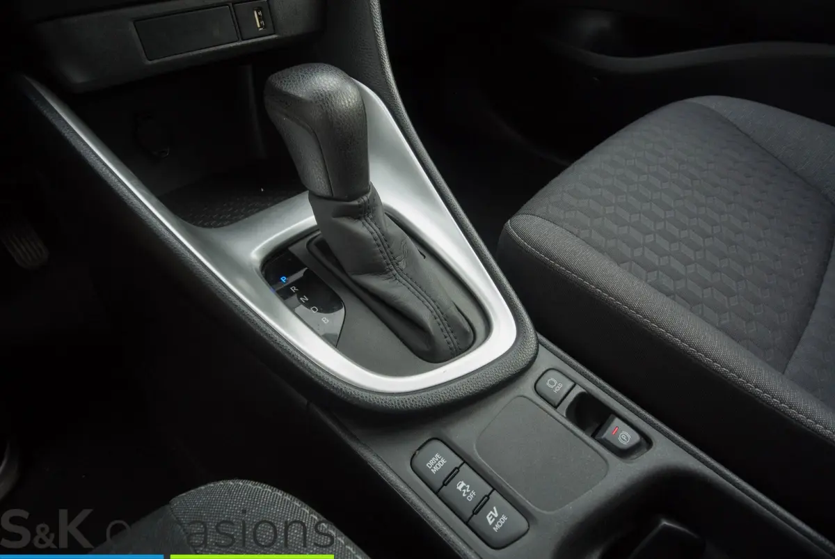 1.5 Hybrid 10j Garantie NAVI BSM PDC