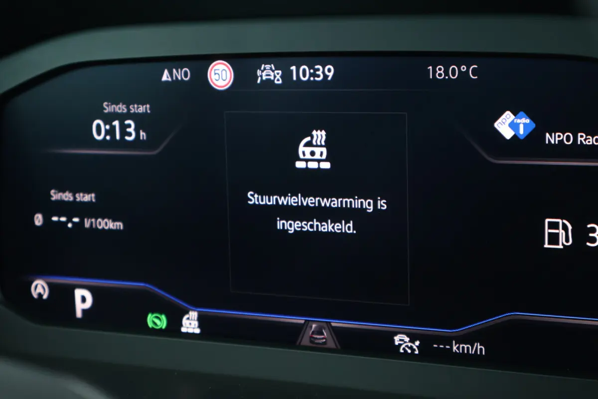 1.5 TSI Elegance 150pk Automaat | Panoramadak | Head-Up | IQ Light | Stoelverwarming V+A | Active Info Display | 18 Inch