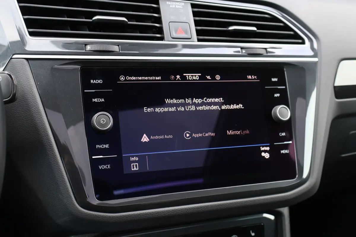1.5 TSI Elegance 150pk Automaat | Panoramadak | Head-Up | IQ Light | Stoelverwarming V+A | Active Info Display | 18 Inch