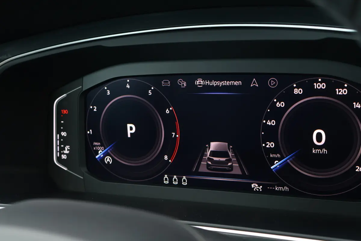 1.5 TSI Elegance 150pk Automaat | Panoramadak | Head-Up | IQ Light | Stoelverwarming V+A | Active Info Display | 18 Inch