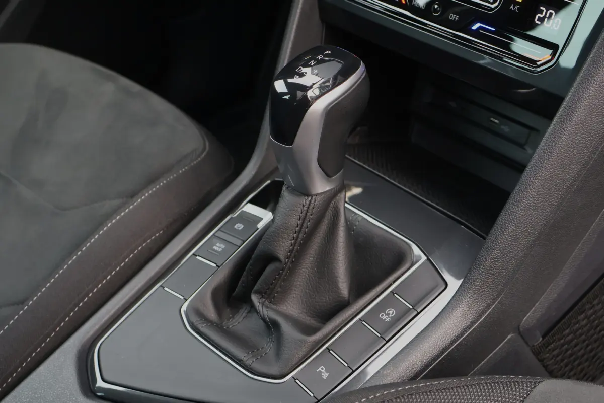 1.5 TSI Elegance 150pk Automaat | Panoramadak | Head-Up | IQ Light | Stoelverwarming V+A | Active Info Display | 18 Inch
