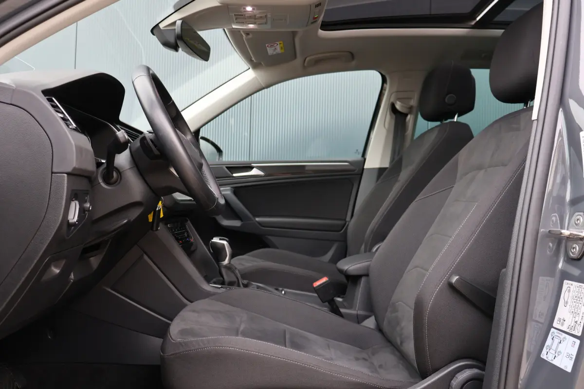 1.5 TSI Elegance 150pk Automaat | Panoramadak | Head-Up | IQ Light | Stoelverwarming V+A | Active Info Display | 18 Inch