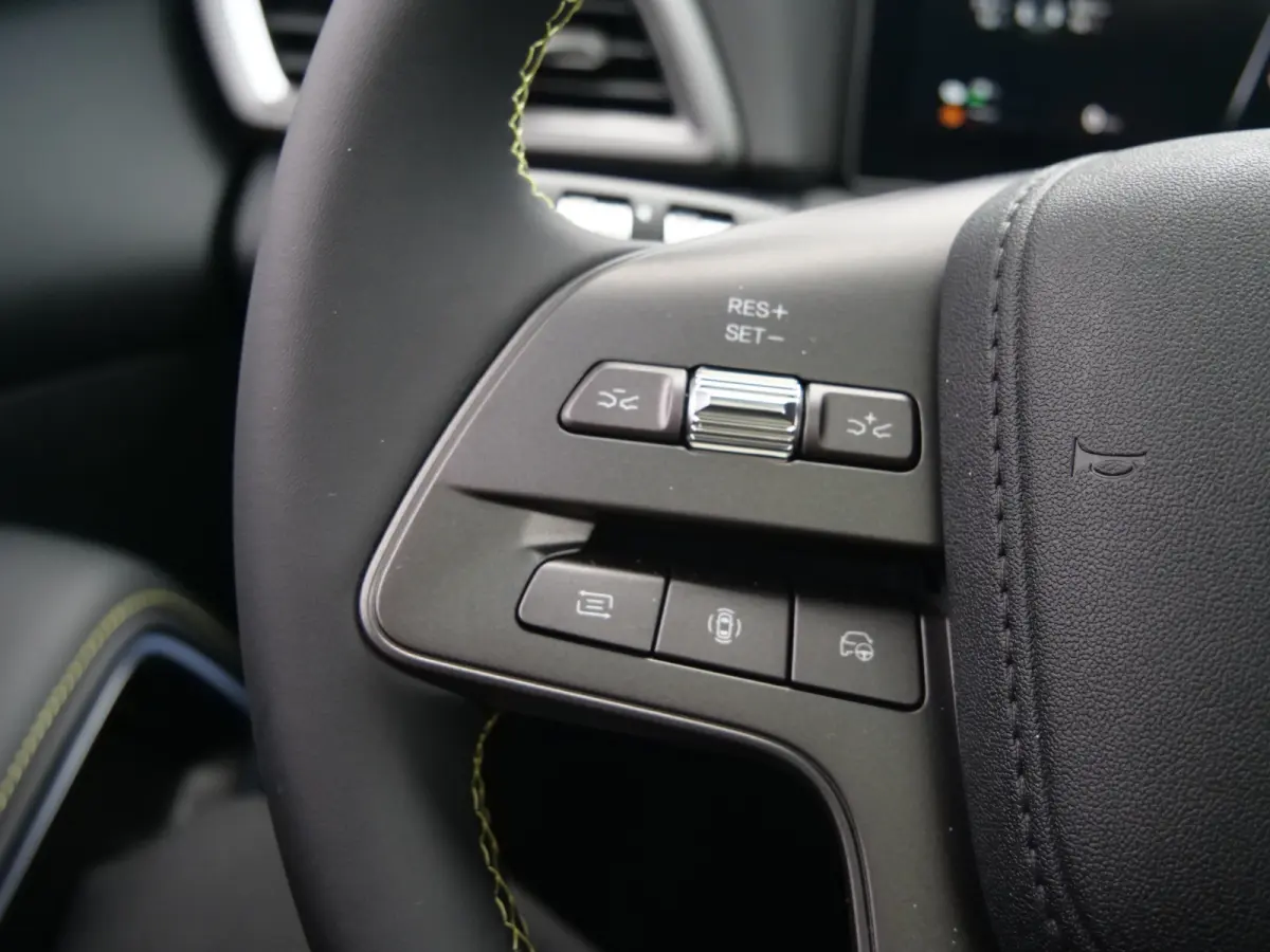 1.5 DM-i Boost 213 Pk Automaat Apple Carplay / Navi / DAB / Camera's / Stoelverwarming / Panodak