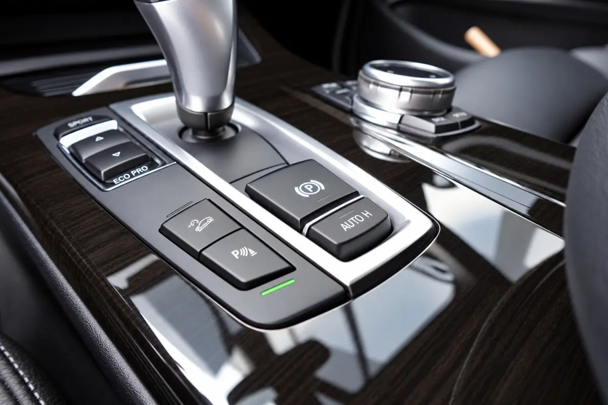XDrive20i High Executive NAVI LEDER LED VOL