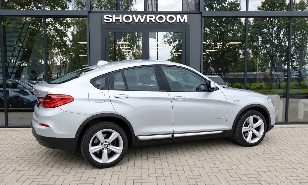 XDrive20i High Executive NAVI LEDER LED VOL
