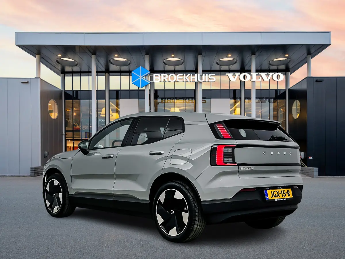 Single Motor Extended Range Plus 69 kWh | 19" | Stoel/Stuurverwarming | Warmtepomp | Getint Glas | Harman Kardon | Adaptieve Cruise | BLIS | Keyless