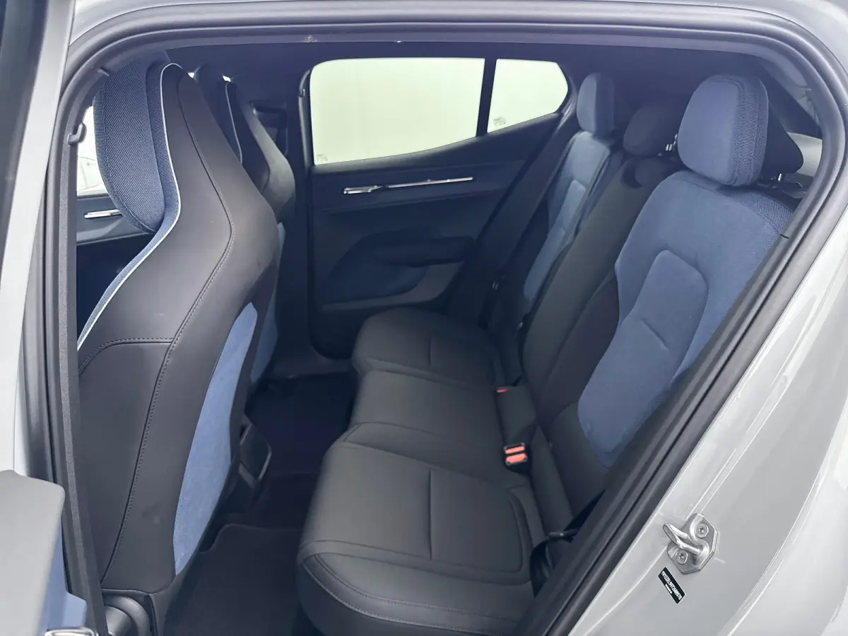 Single Motor Extended Range Plus 69 kWh | 19" | Stoel/Stuurverwarming | Warmtepomp | Getint Glas | Harman Kardon | Adaptieve Cruise | BLIS | Keyless