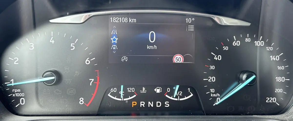 1.0 EcoBoost Titanium 101PK | 1e Eigenaar! | Dealeronderhouden | NL AUTO | AUTOMAAT | Trekhaak | Achteruitrijcamera | B&O Audio | Navigatie | Climate Control | Adaptive Cruise Control | Voor