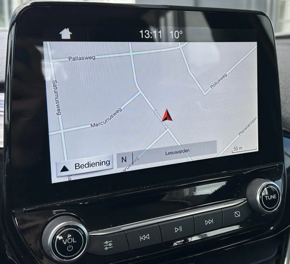 1.0 EcoBoost Titanium 101PK | 1e Eigenaar! | Dealeronderhouden | NL AUTO | AUTOMAAT | Trekhaak | Achteruitrijcamera | B&O Audio | Navigatie | Climate Control | Adaptive Cruise Control | Voor