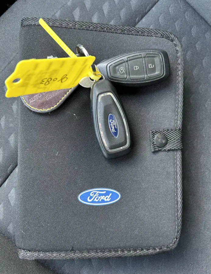 1.0 EcoBoost Titanium 101PK | 1e Eigenaar! | Dealeronderhouden | NL AUTO | AUTOMAAT | Trekhaak | Achteruitrijcamera | B&O Audio | Navigatie | Climate Control | Adaptive Cruise Control | Voor