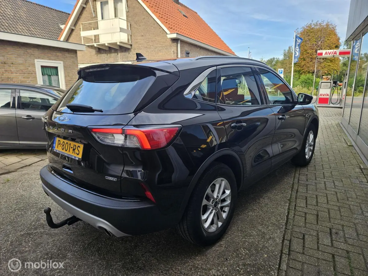 2.5 PHEV Titanium + trekhaak