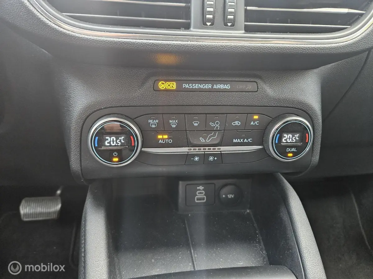 2.5 PHEV Titanium + trekhaak