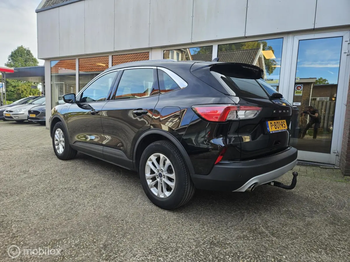 2.5 PHEV Titanium + trekhaak