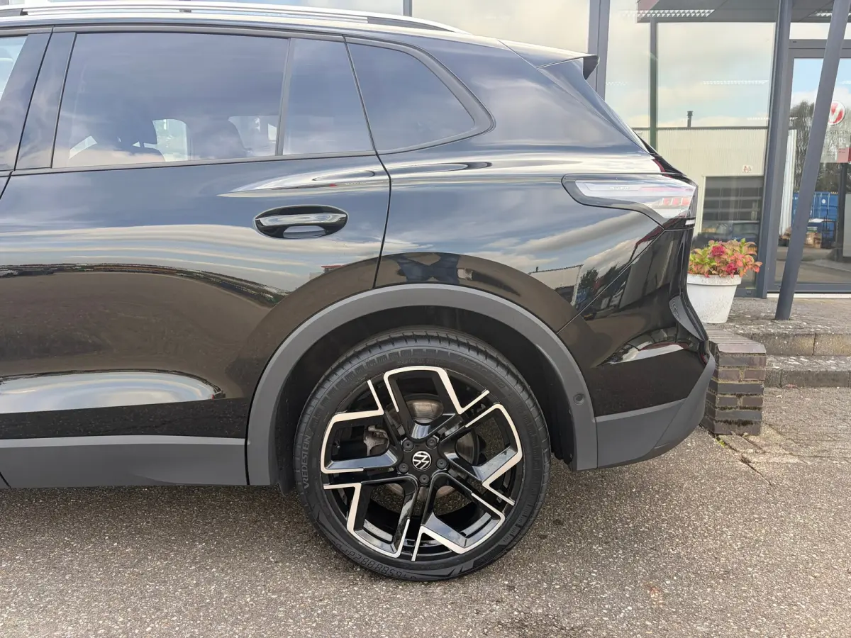 1.5 eTSI Life Edition|Rijklaar prijs|Elek. trekhaak|360 camera|Dodehoek|20 inch|Stoel/stuur verw.|Carplay|