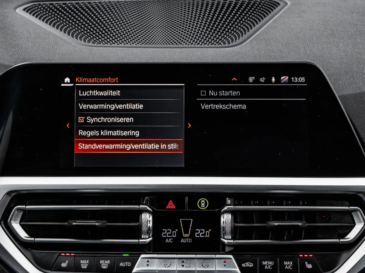 M340i xDrive High Executive M Sport B58 | Panoramadak | Laser LED | Driving Assistant Prof | Trekhaak | HUD | Keyless | Memory | Ambianceverlichting | 19" | Dealeronderhouden | incl. BTW