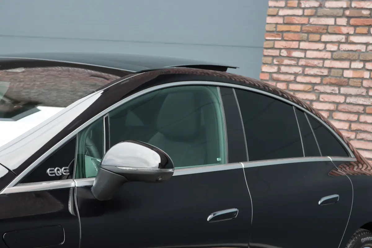 350+ Business Solution Luxury 96 kWh | Hyperscreen | Distronic+ | Panoramadak | Memory | Burmester | Surround Camera | Leder | Digital Light | Keyless Go | 22 kW | Warmtepomp |