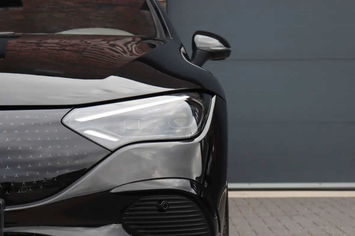 350+ Business Solution Luxury 96 kWh | Hyperscreen | Distronic+ | Panoramadak | Memory | Burmester | Surround Camera | Leder | Digital Light | Keyless Go | 22 kW | Warmtepomp |