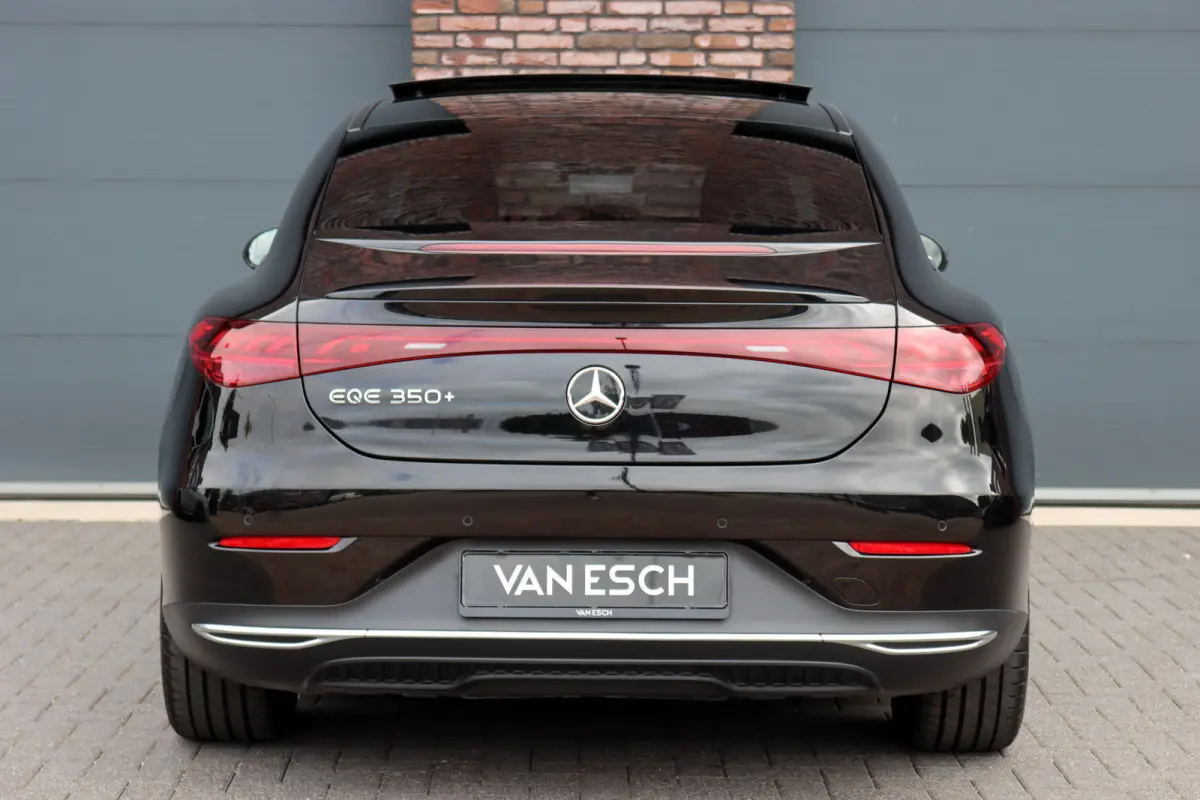 350+ Business Solution Luxury 96 kWh | Hyperscreen | Distronic+ | Panoramadak | Memory | Burmester | Surround Camera | Leder | Digital Light | Keyless Go | 22 kW | Warmtepomp |