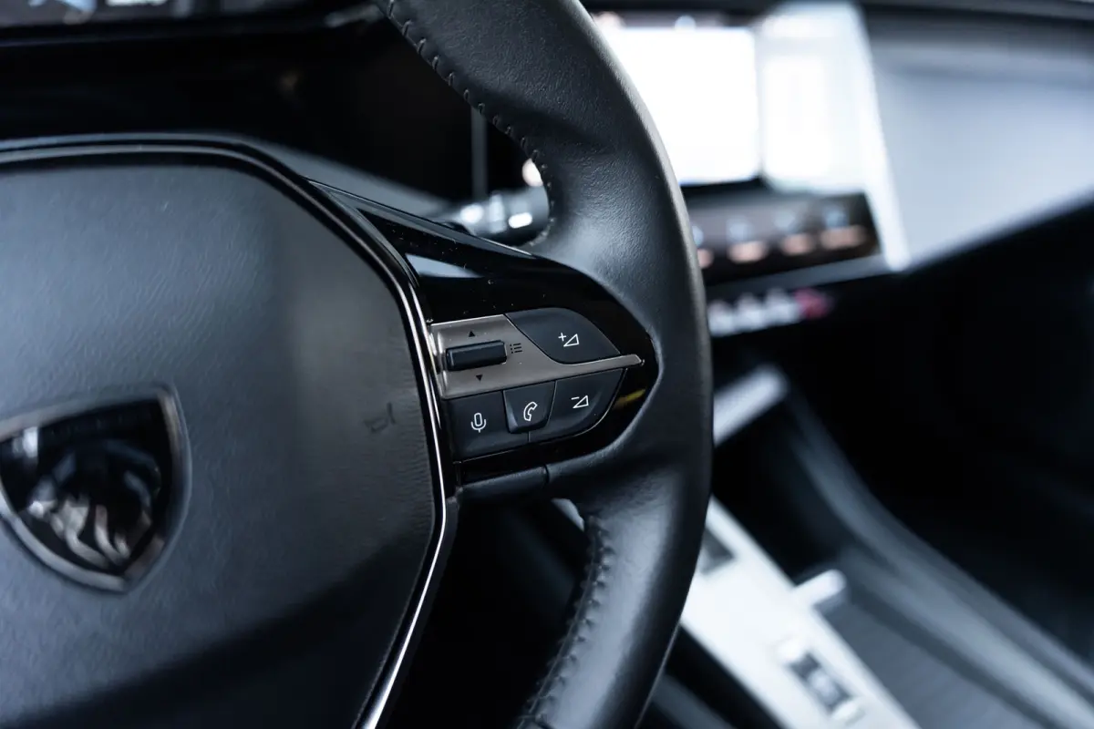 1.2 PureTech Allure Aut. | GARANTIE | Carplay