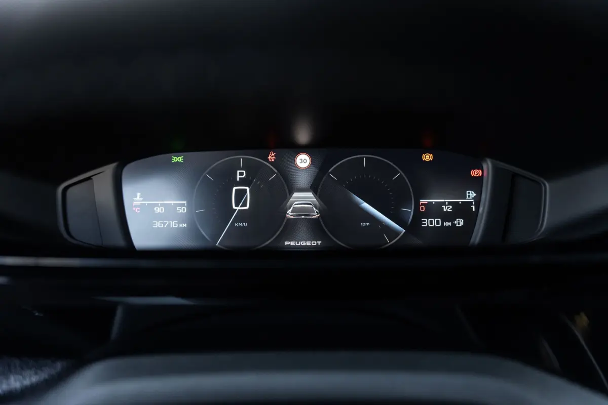 1.2 PureTech Allure Aut. | GARANTIE | Carplay