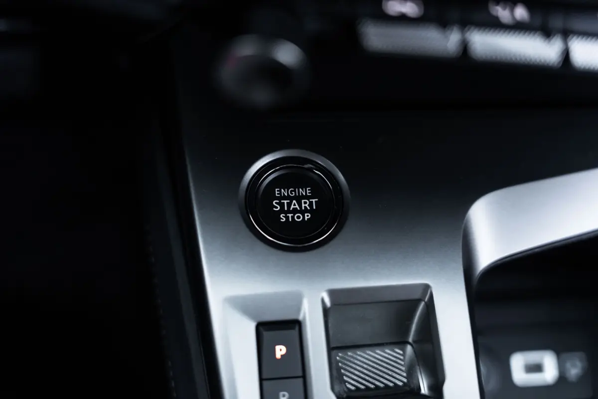 1.2 PureTech Allure Aut. | GARANTIE | Carplay