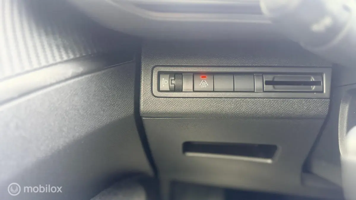 1.2 PureTech Allure I LED I Navi I CARPLAY I