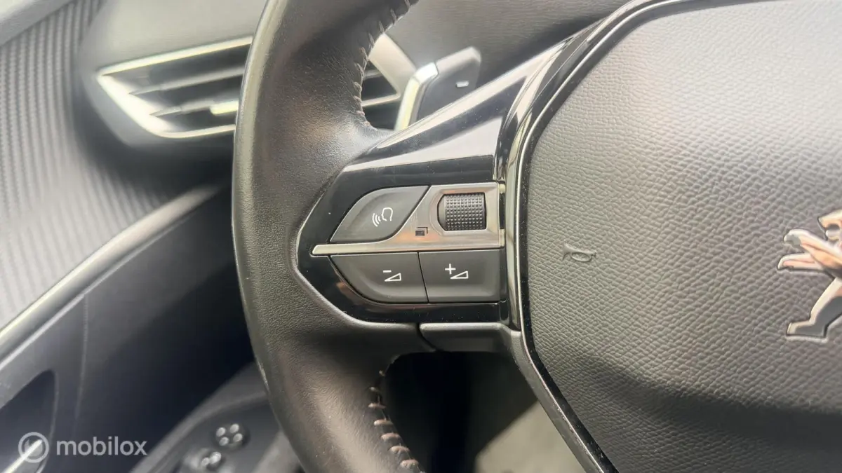 1.2 PureTech Allure I LED I Navi I CARPLAY I