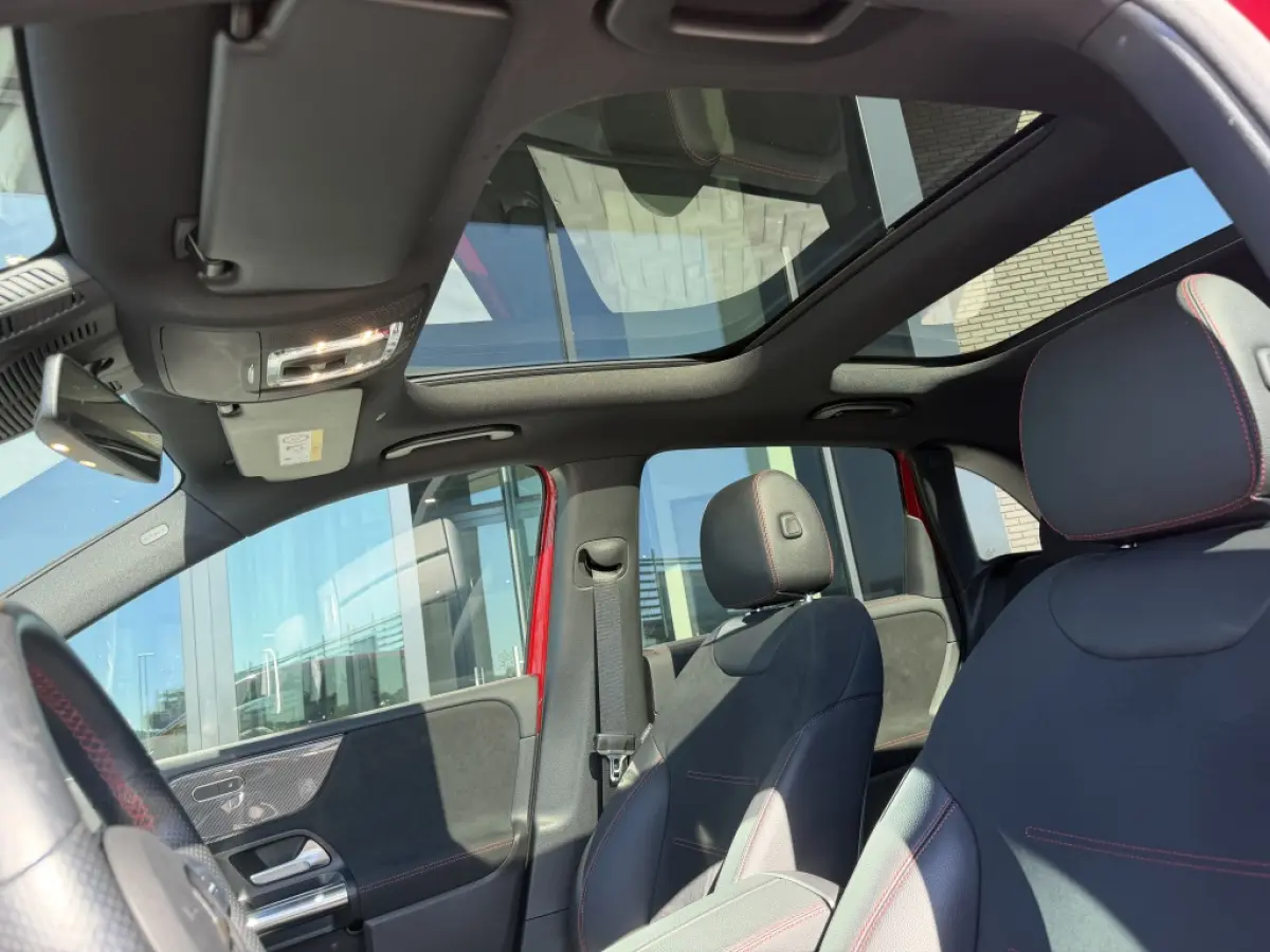 180 Bus. Sol. AMG | Pano | Camera | CarPlay |