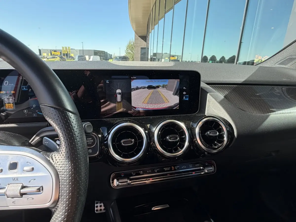 180 Bus. Sol. AMG | Pano | Camera | CarPlay |