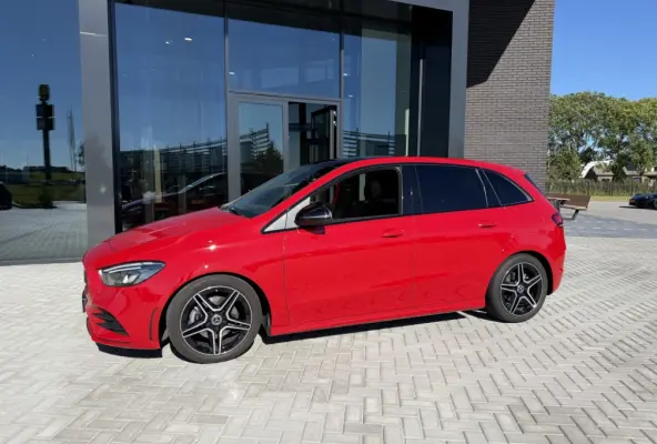 180 Bus. Sol. AMG | Pano | Camera | CarPlay |