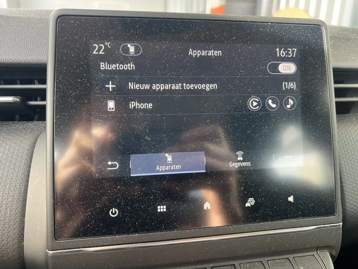1.0 TCe Zen | CARPLAY/ANDROID | NAVI | CRUISE CONTROL | PDC | AIRCO | LED | DAB | BLUETOOTH | ALL-SEASON BANDEN